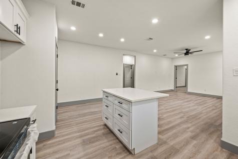830 E Powell Avenue Fort Worth TX 76104