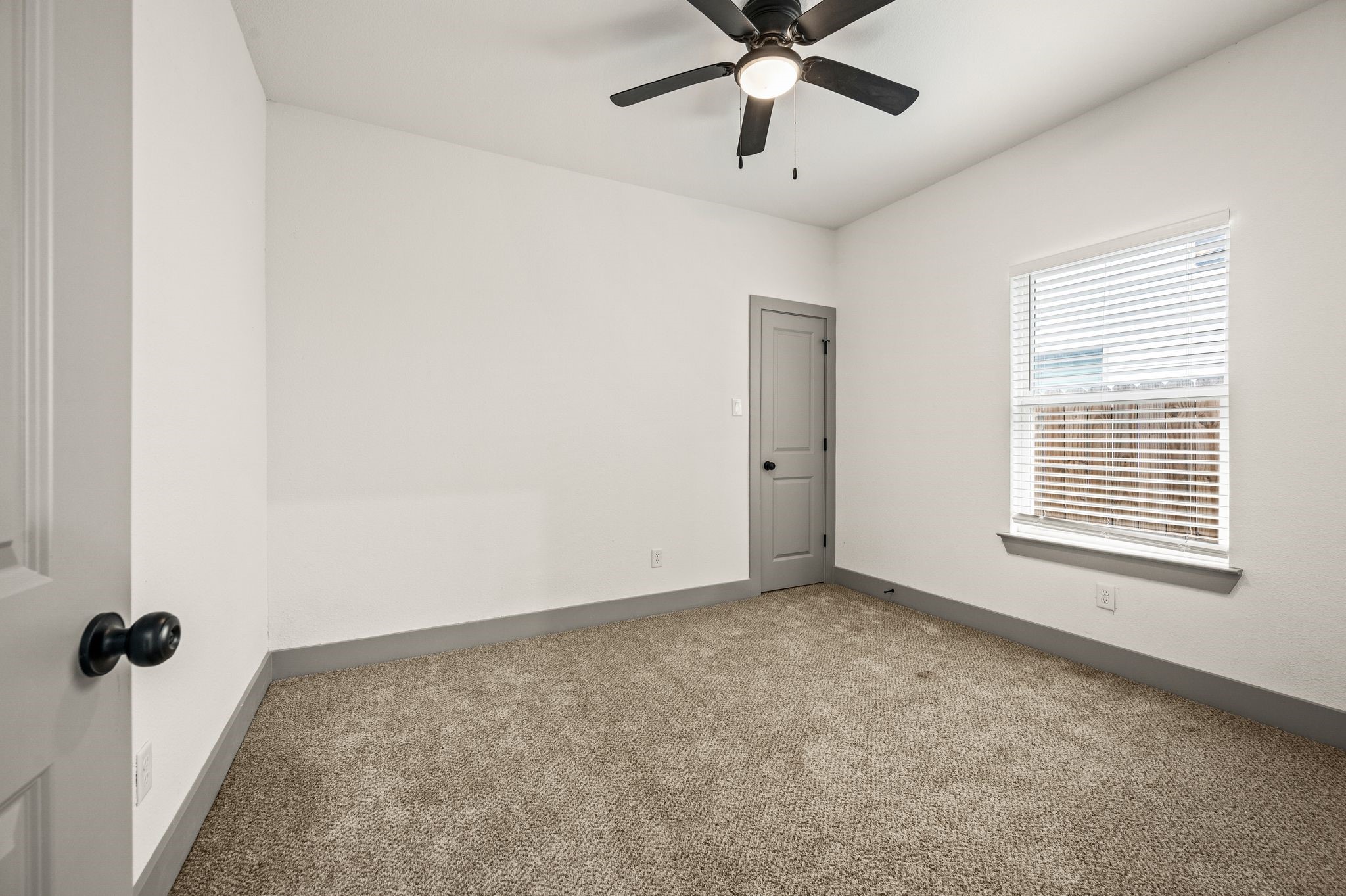 830 E Powell Avenue Fort Worth TX 76104