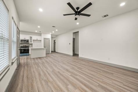 830 E Powell Avenue Fort Worth TX 76104