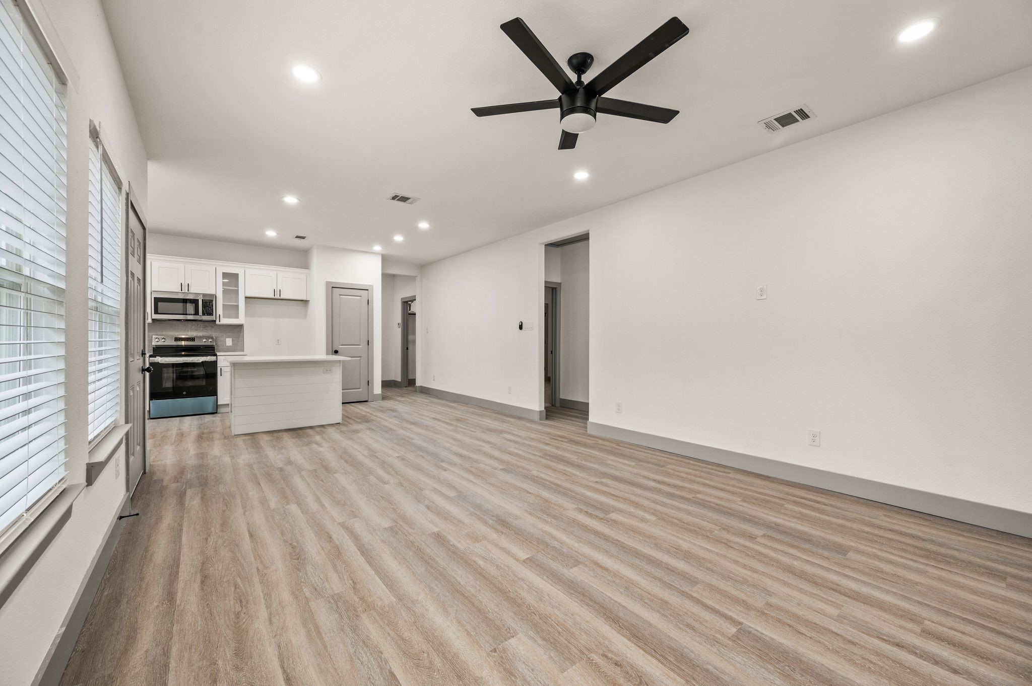 830 E Powell Avenue Fort Worth TX 76104