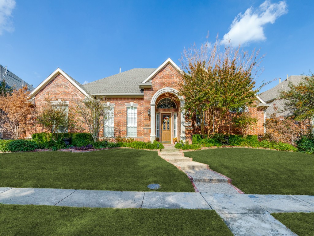 5217 Tennington Park Dallas TX 75287