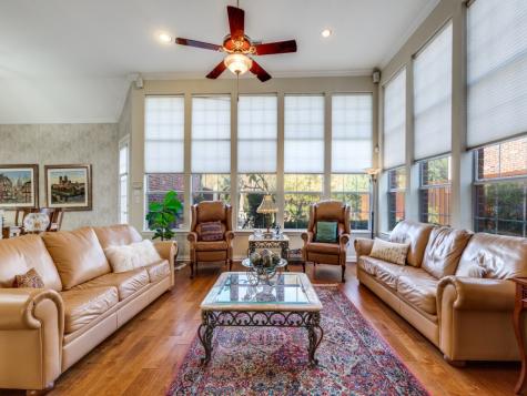 5217 Tennington Park Dallas TX 75287