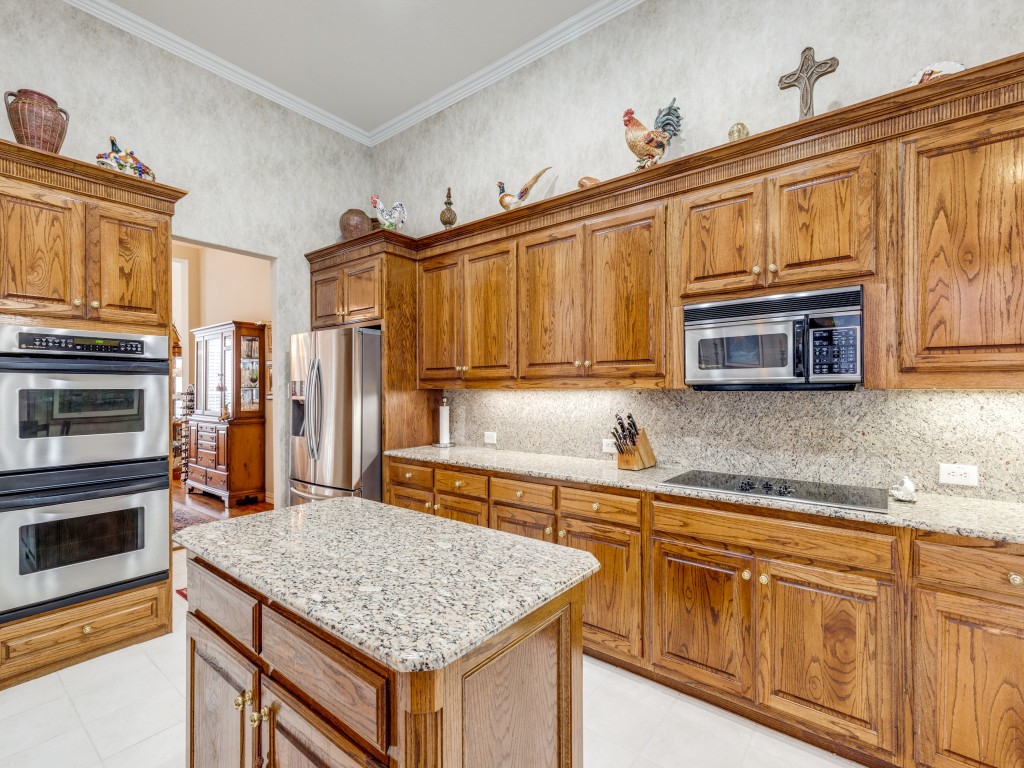 5217 Tennington Park Dallas TX 75287