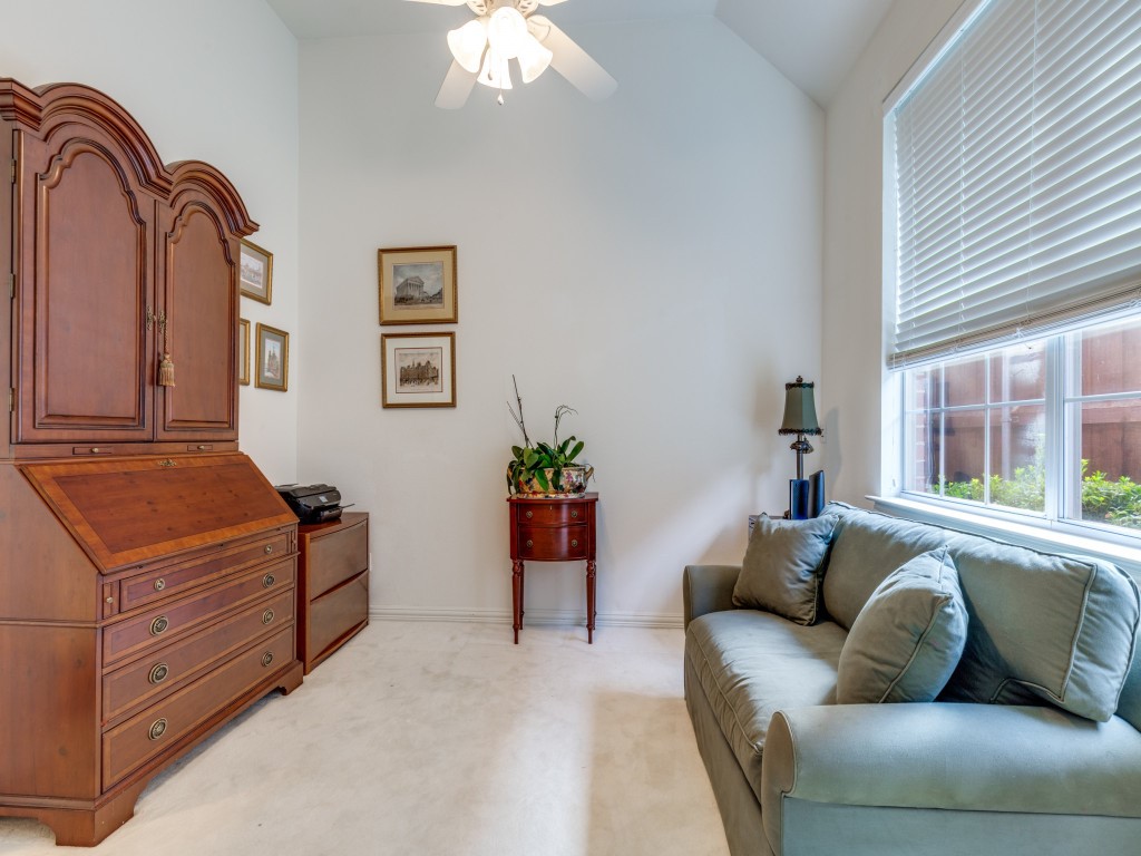5217 Tennington Park Dallas TX 75287
