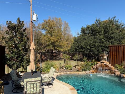 5217 Tennington Park Dallas TX 75287