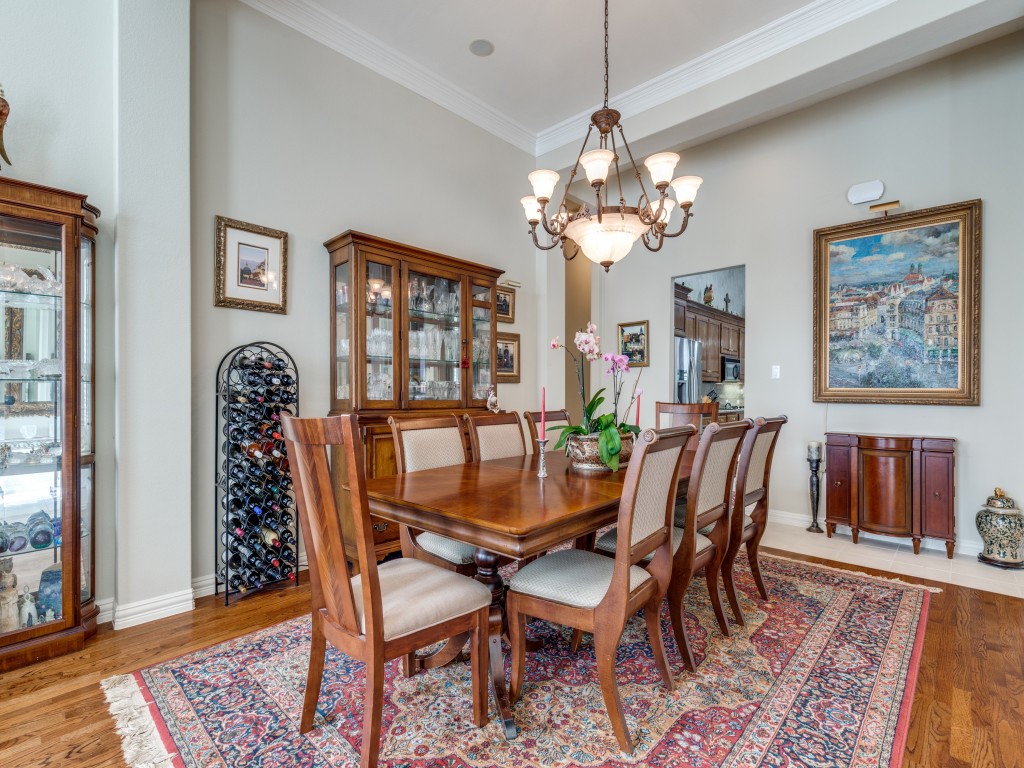 5217 Tennington Park Dallas TX 75287