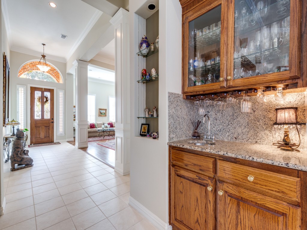 5217 Tennington Park Dallas TX 75287