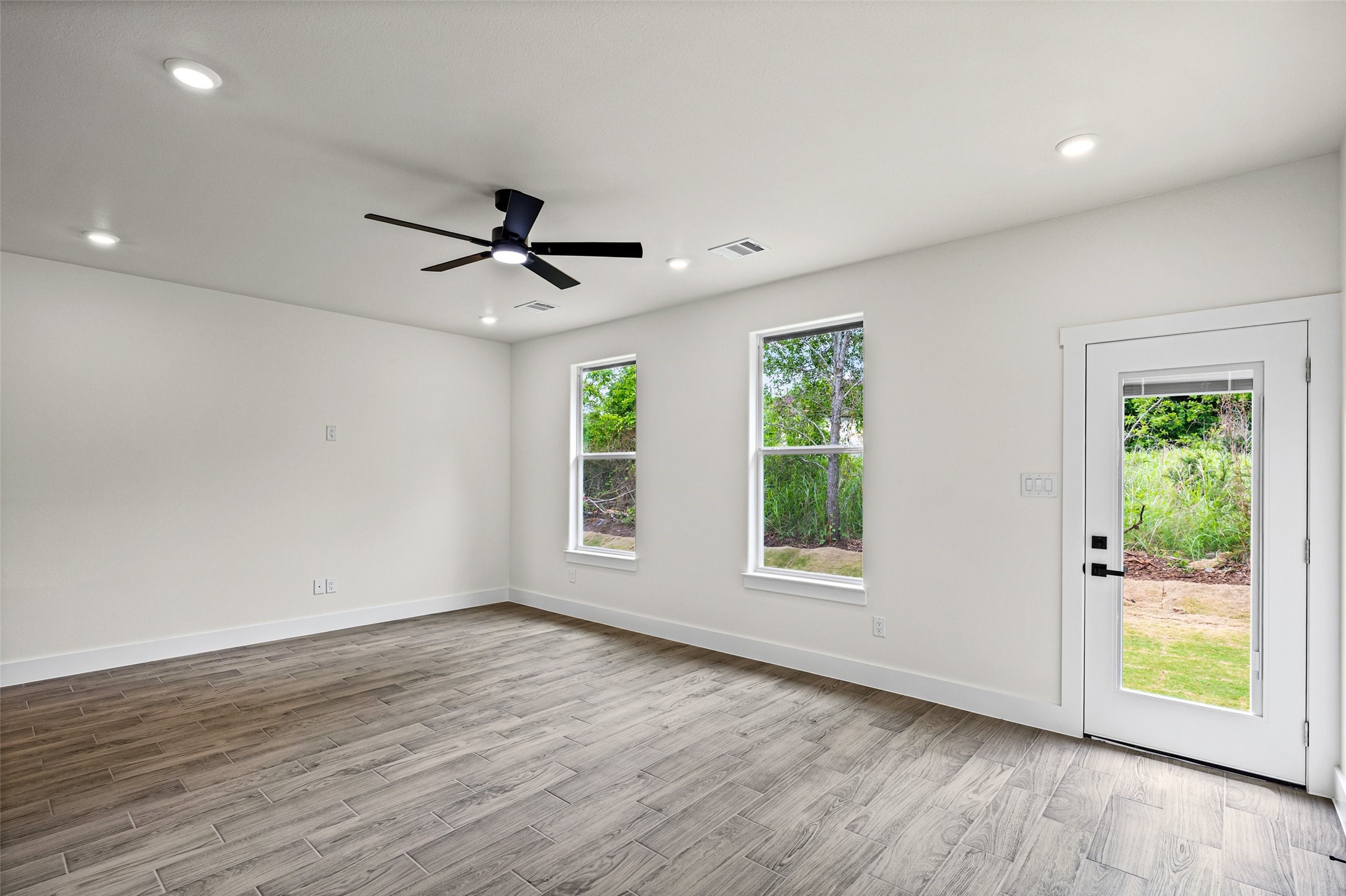 5620 Van Horn Drive Granbury TX 76048