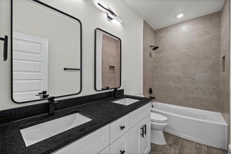 5620 Van Horn Drive Granbury TX 76048