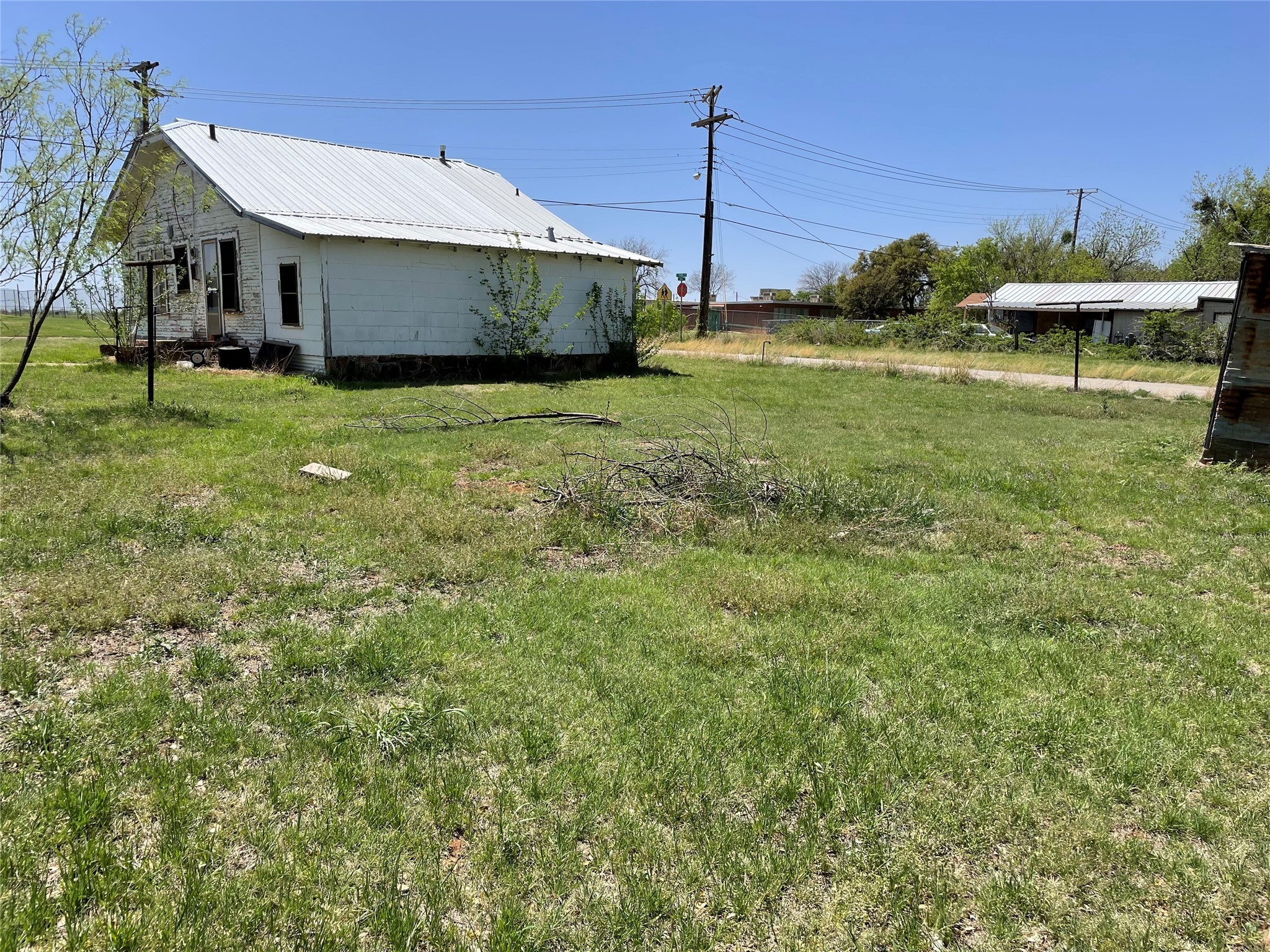 816 W Elliott Street Breckenridge TX 76424