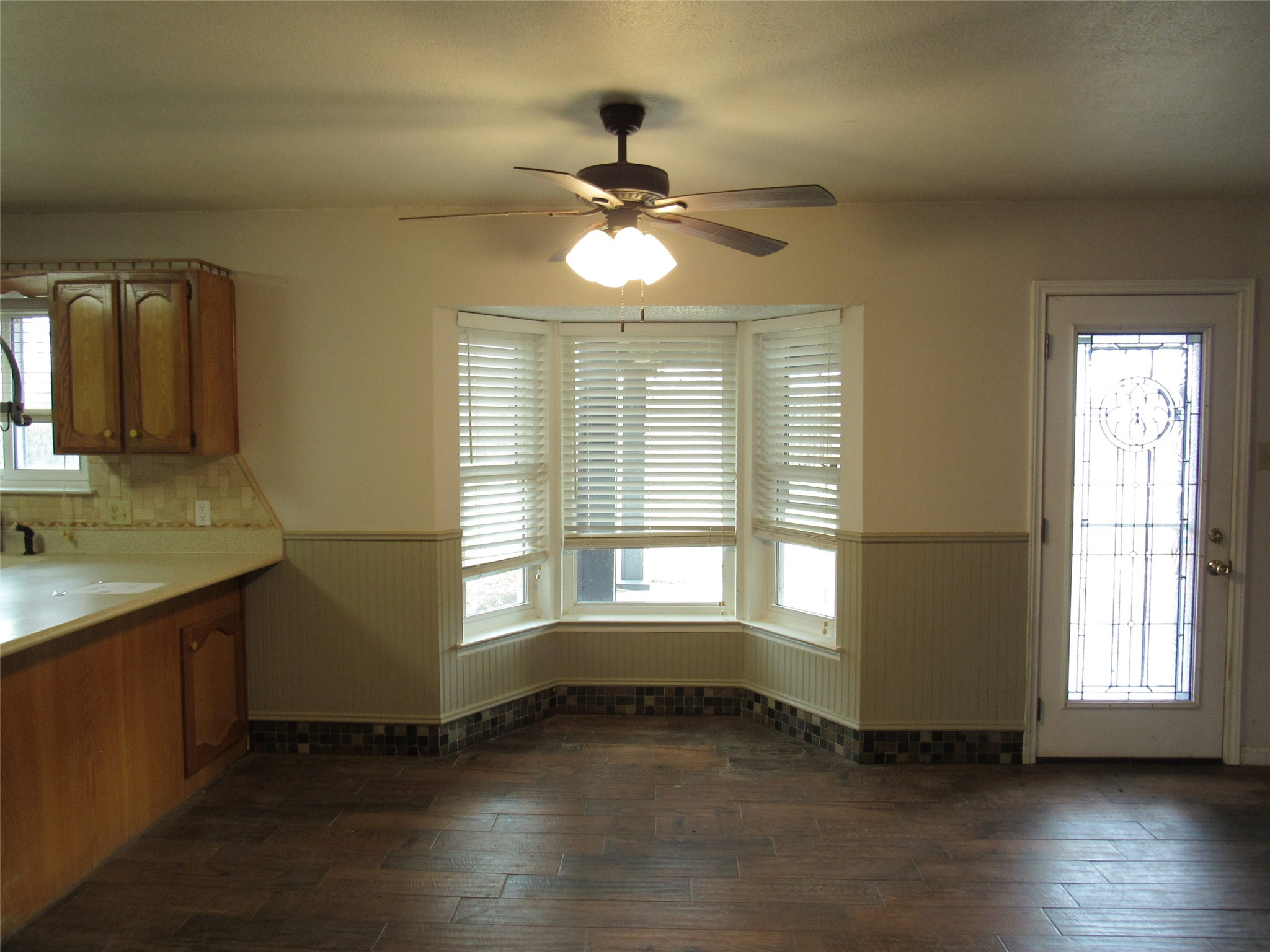 812 Regina Drive Hewitt TX 76643