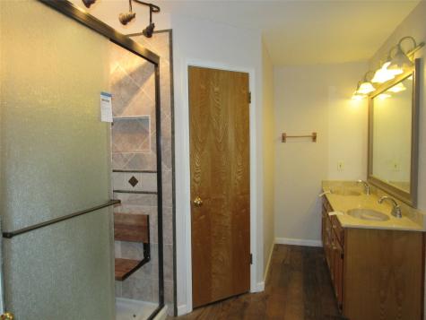 812 Regina Drive Hewitt TX 76643