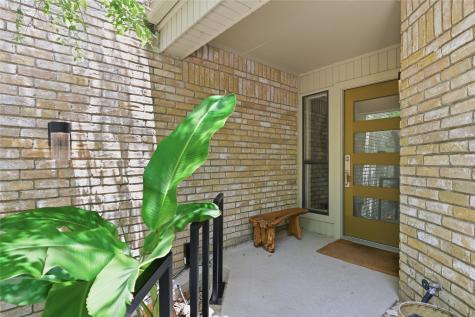 16132 Chalfont Circle Dallas TX 75248