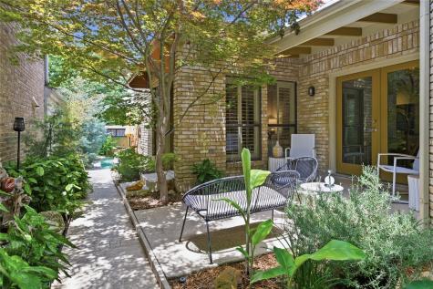 16132 Chalfont Circle Dallas TX 75248