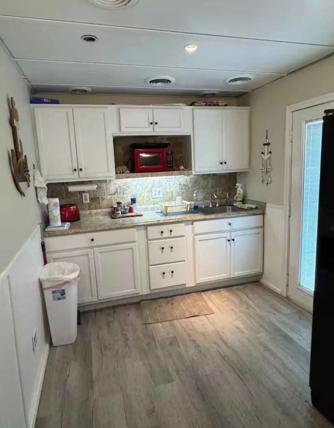 804 W Madison Avenue Port O Connor TX 77982