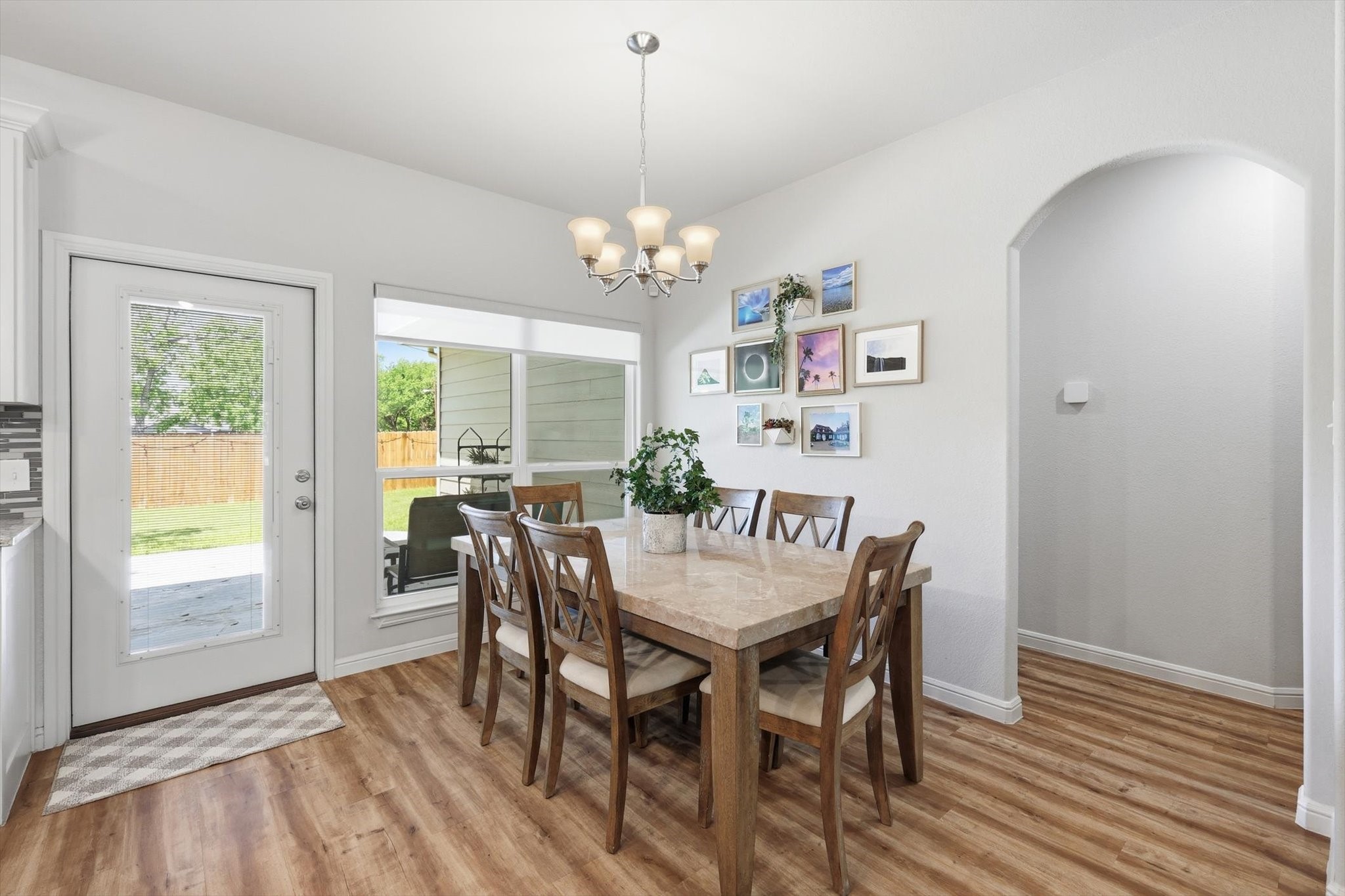 1125 Oxford Street River Oaks TX 76114