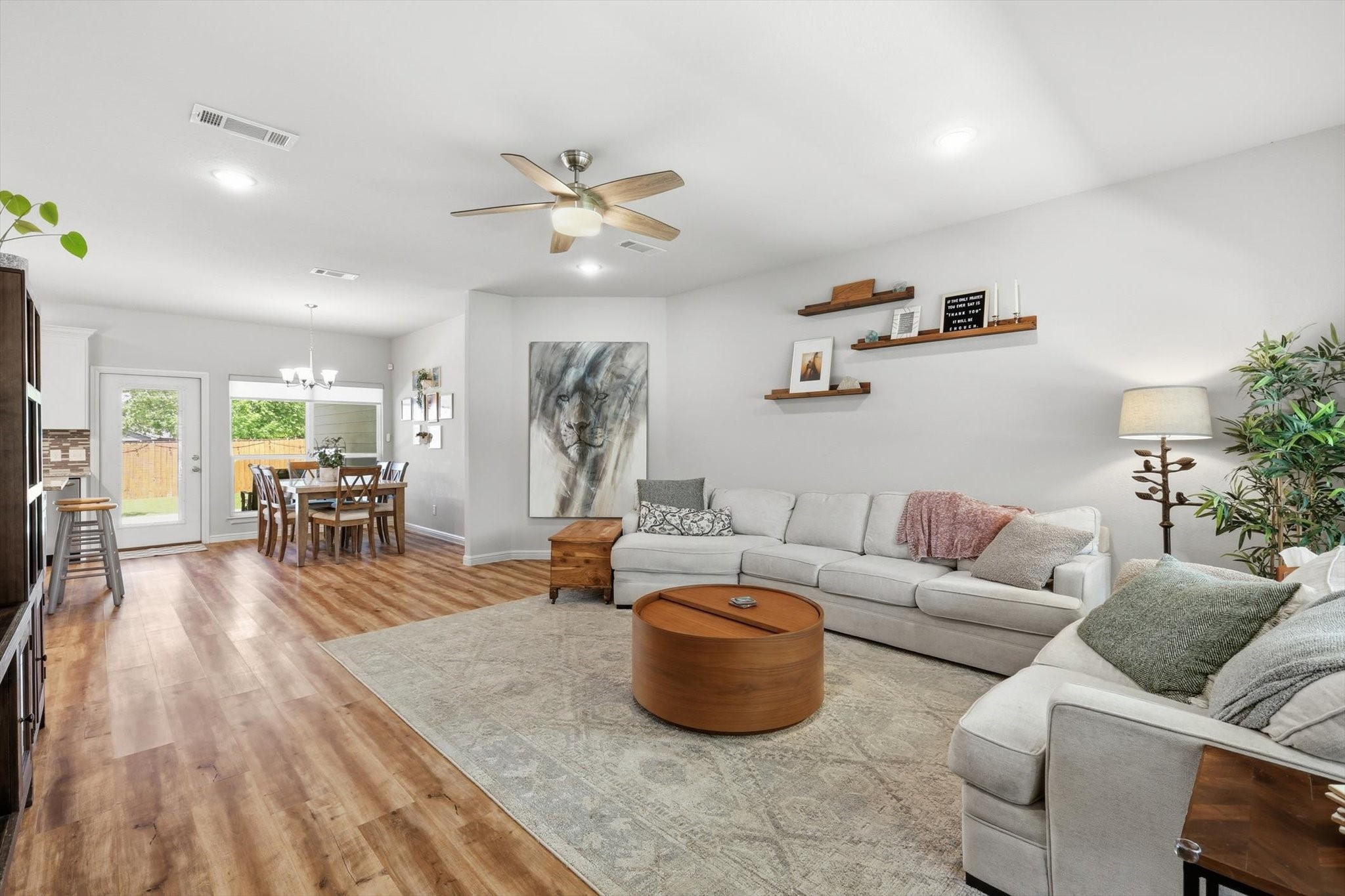 1125 Oxford Street River Oaks TX 76114