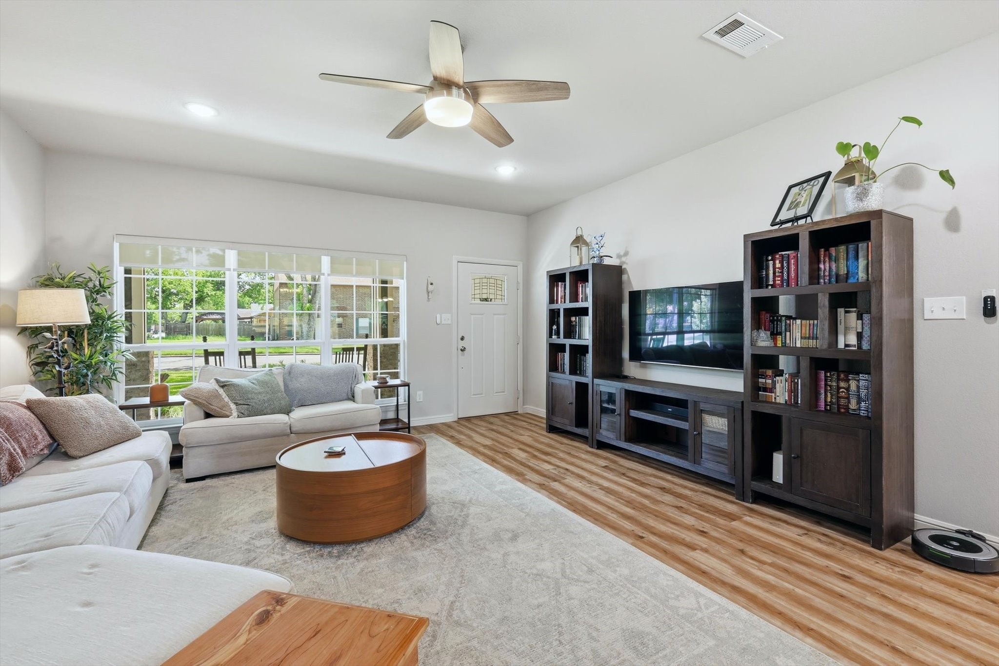 1125 Oxford Street River Oaks TX 76114