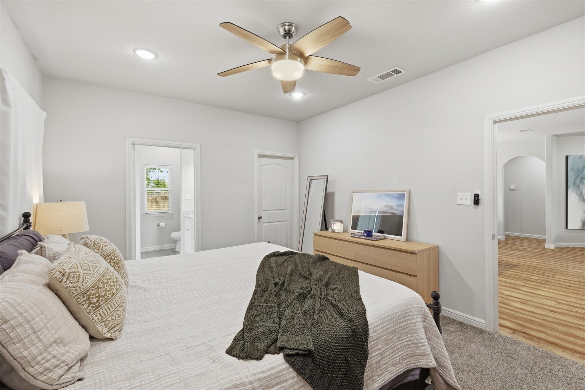 1125 Oxford Street River Oaks TX 76114