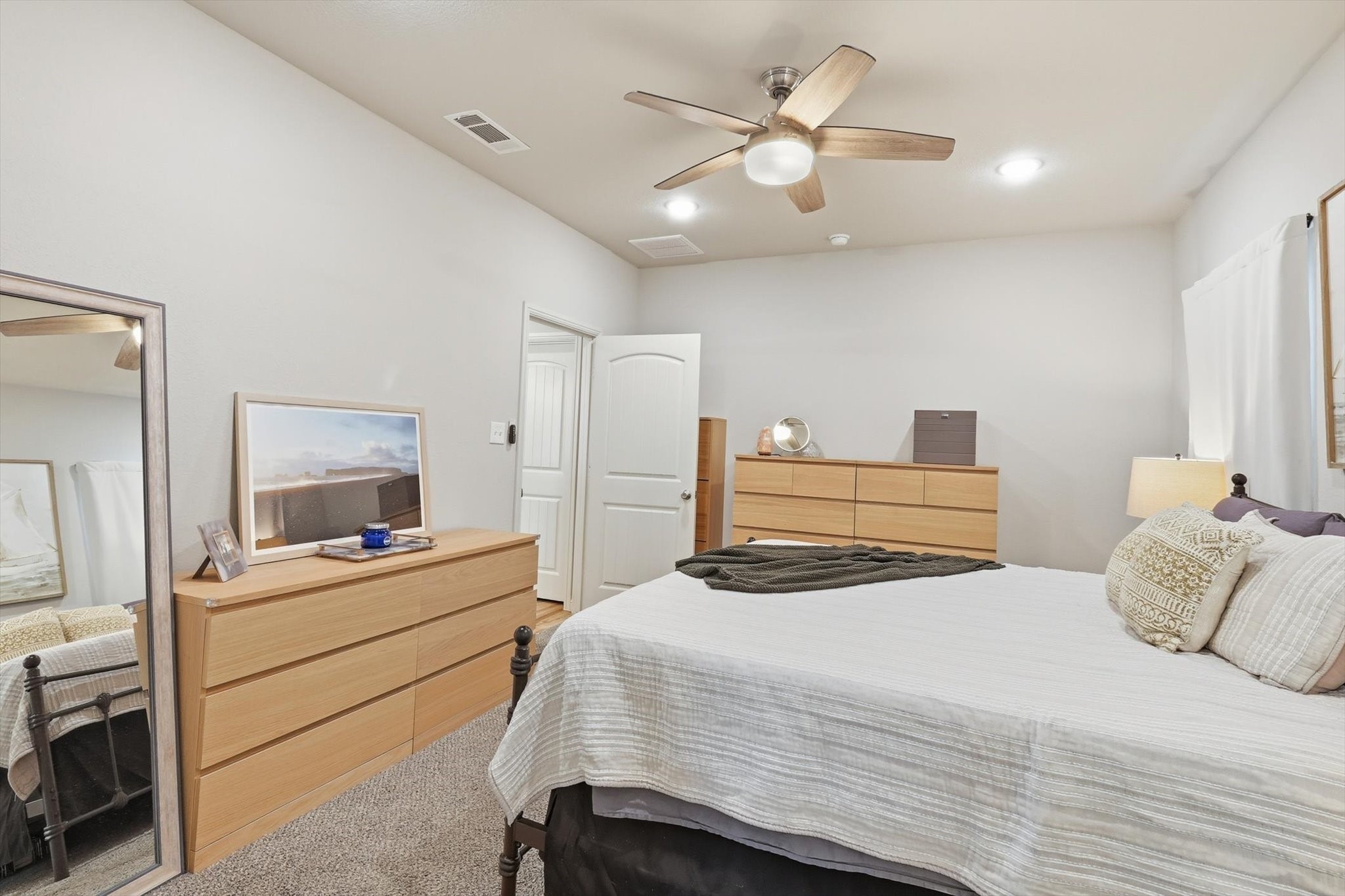 1125 Oxford Street River Oaks TX 76114