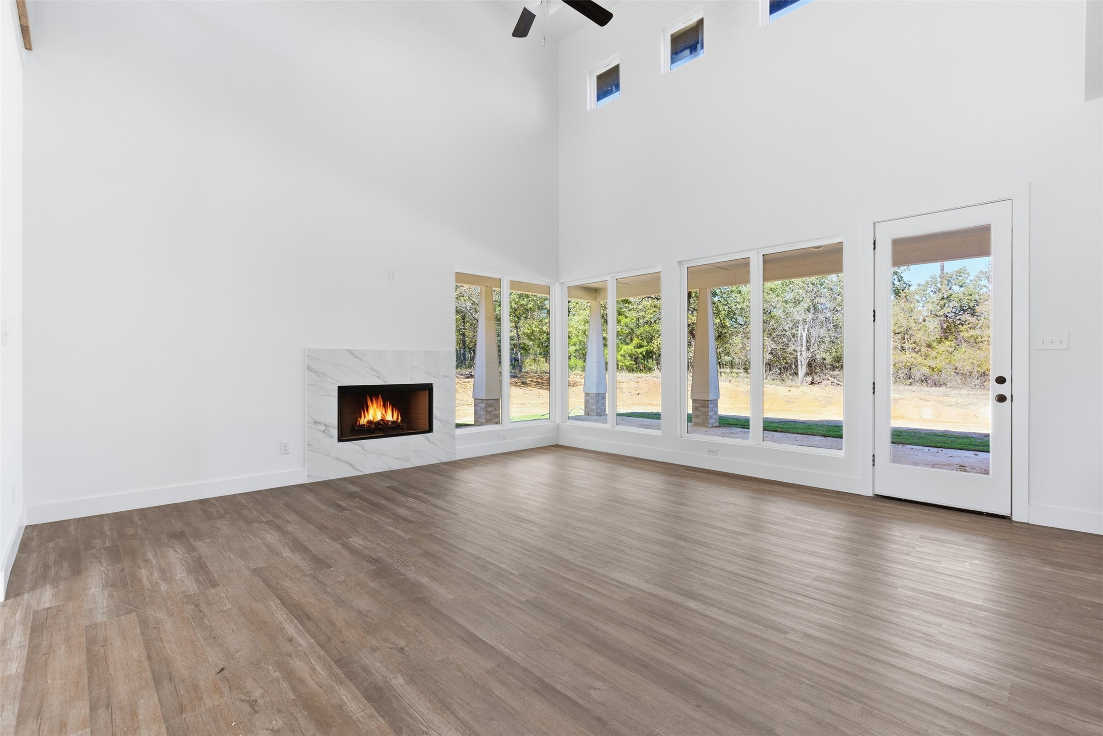 1552 Lakeridge Boulevard Sunset TX 76270