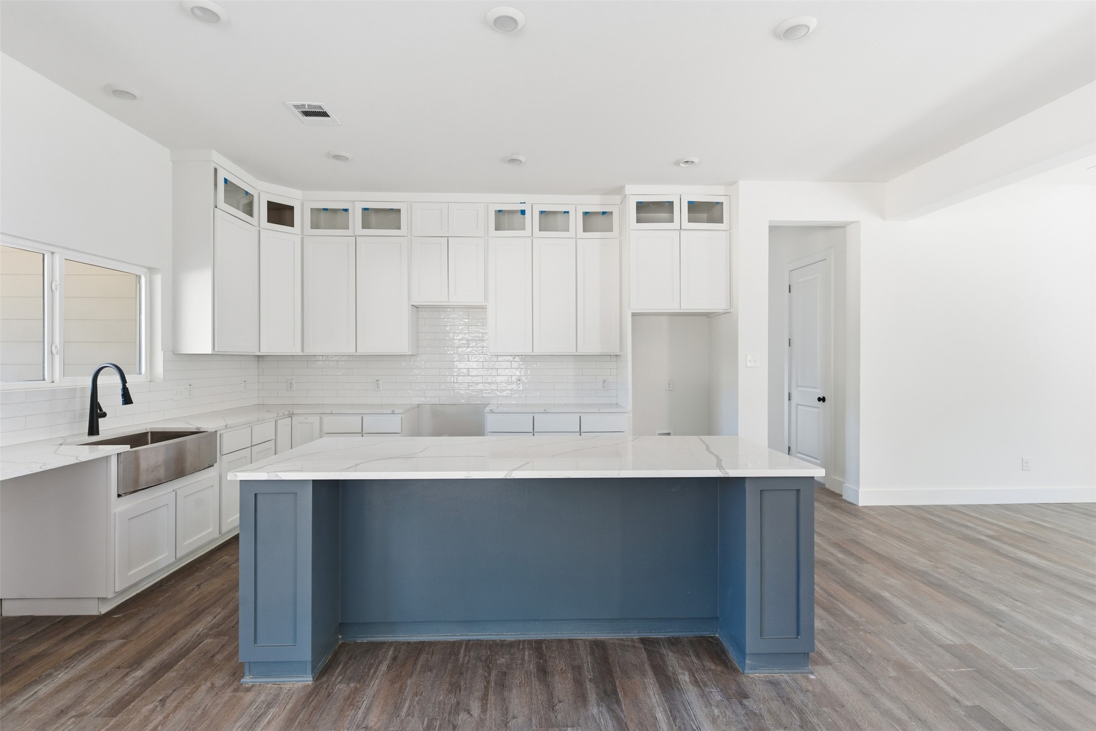 1552 Lakeridge Boulevard Sunset TX 76270