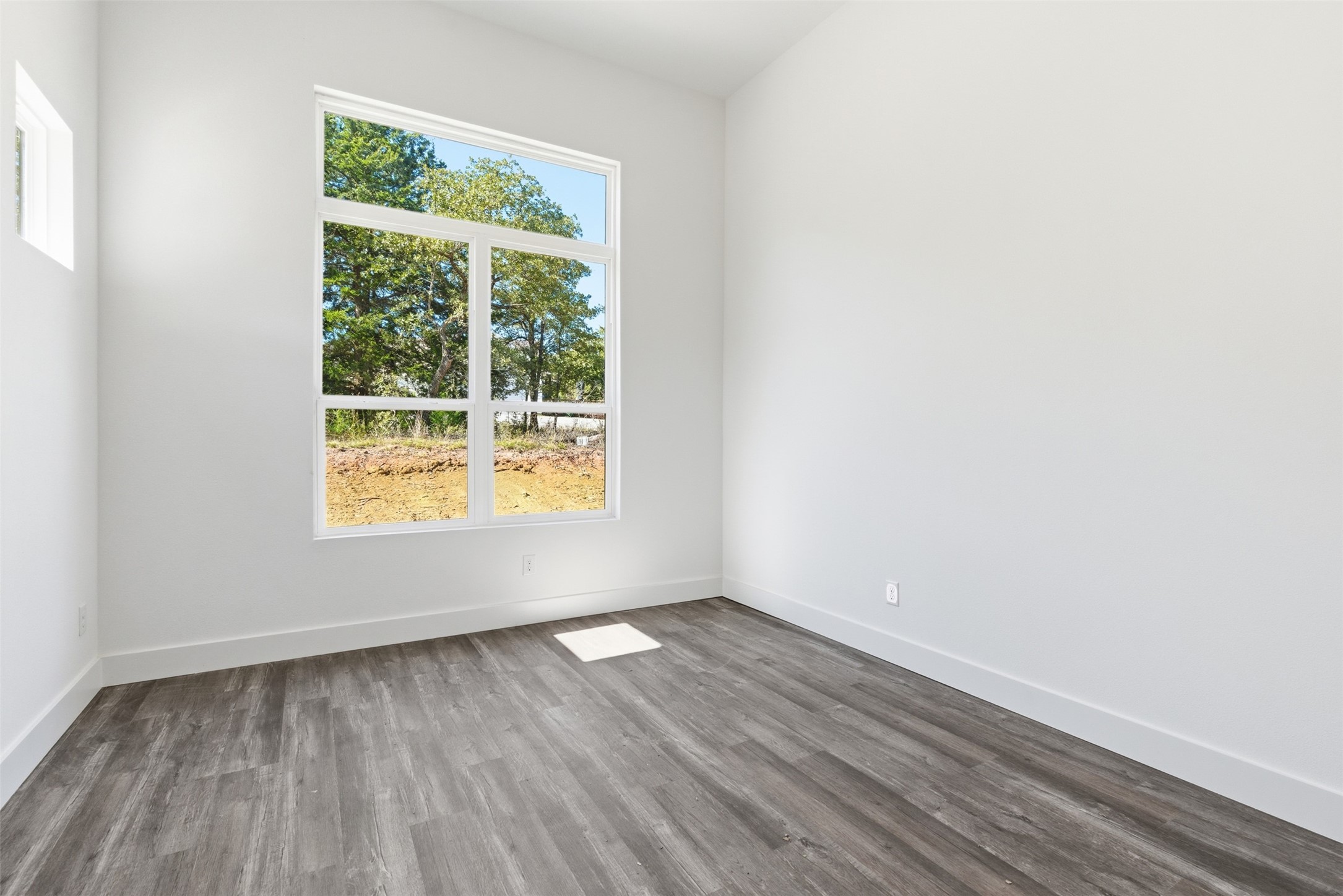 1552 Lakeridge Boulevard Sunset TX 76270