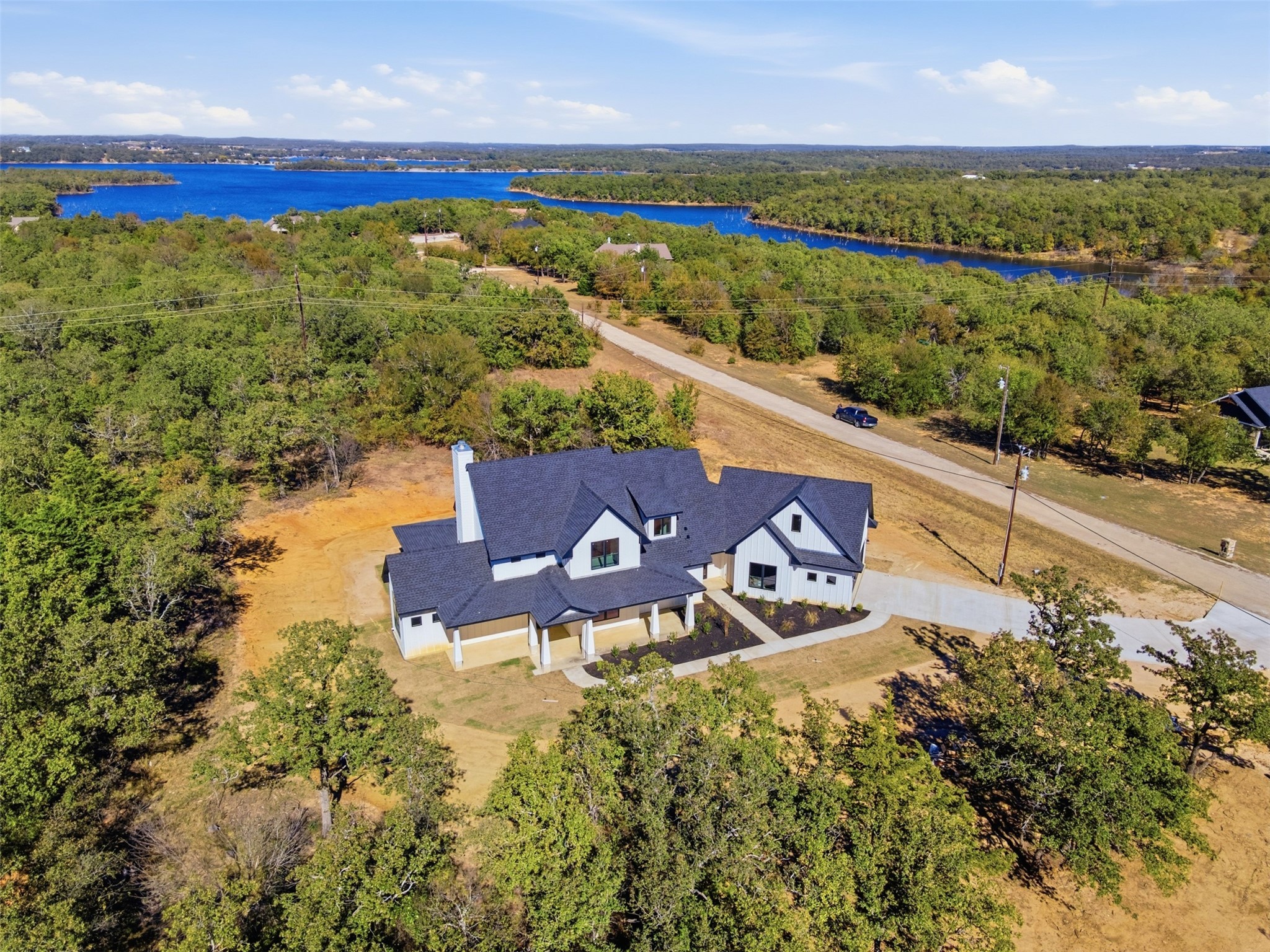1552 Lakeridge Boulevard Sunset TX 76270