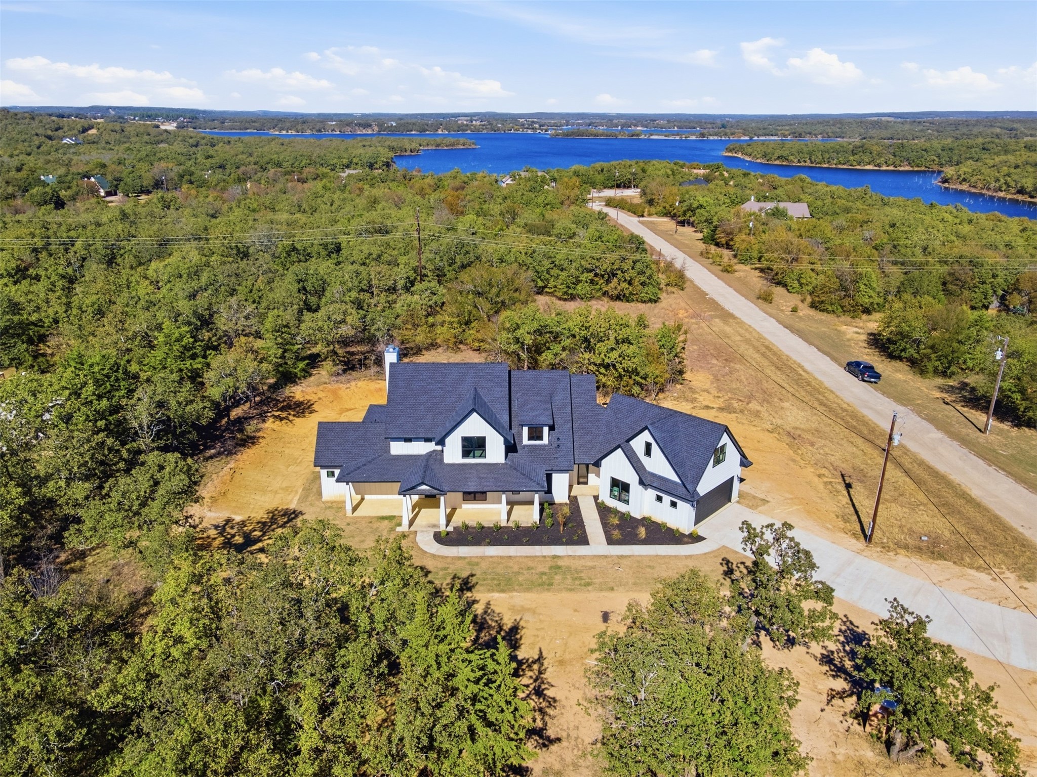 1552 Lakeridge Boulevard Sunset TX 76270