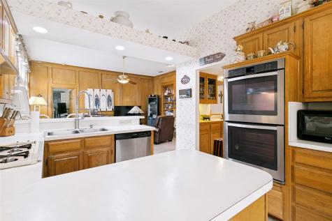 2045 Larkspur Drive Carrollton TX 75010