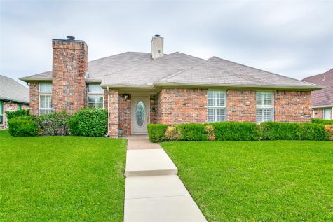 2045 Larkspur Drive Carrollton TX 75010