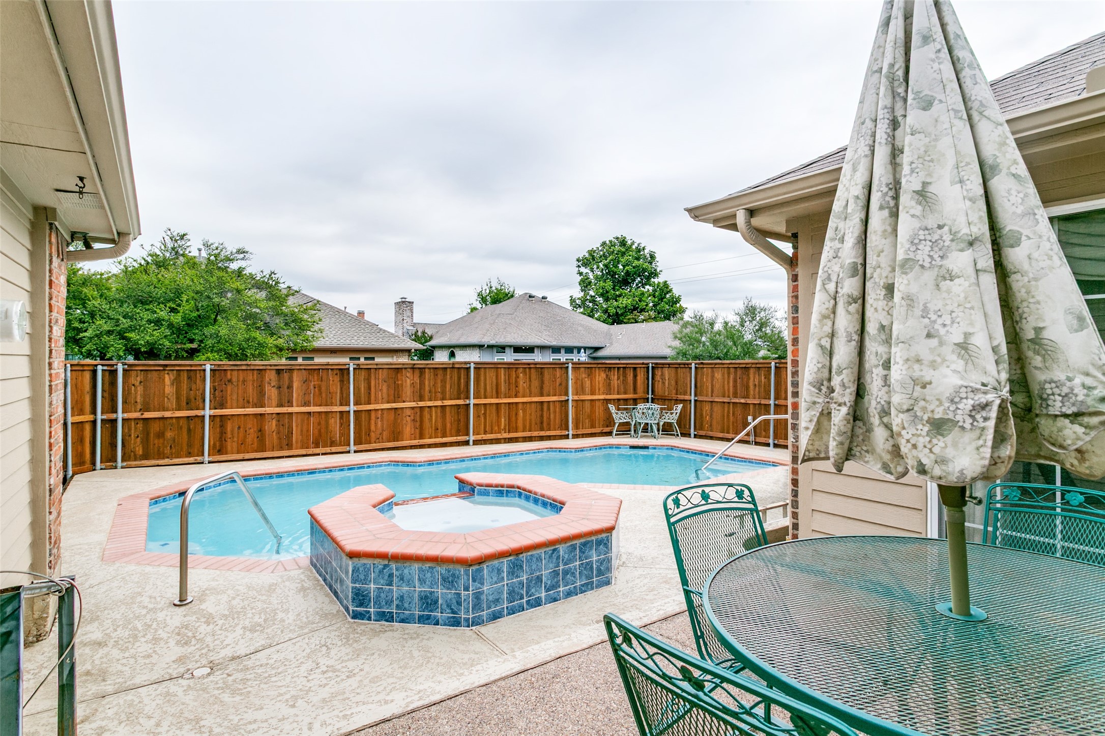2045 Larkspur Drive Carrollton TX 75010