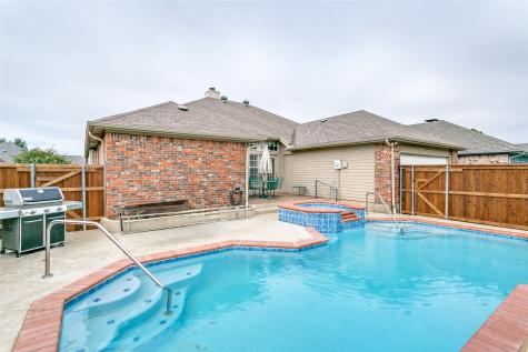 2045 Larkspur Drive Carrollton TX 75010