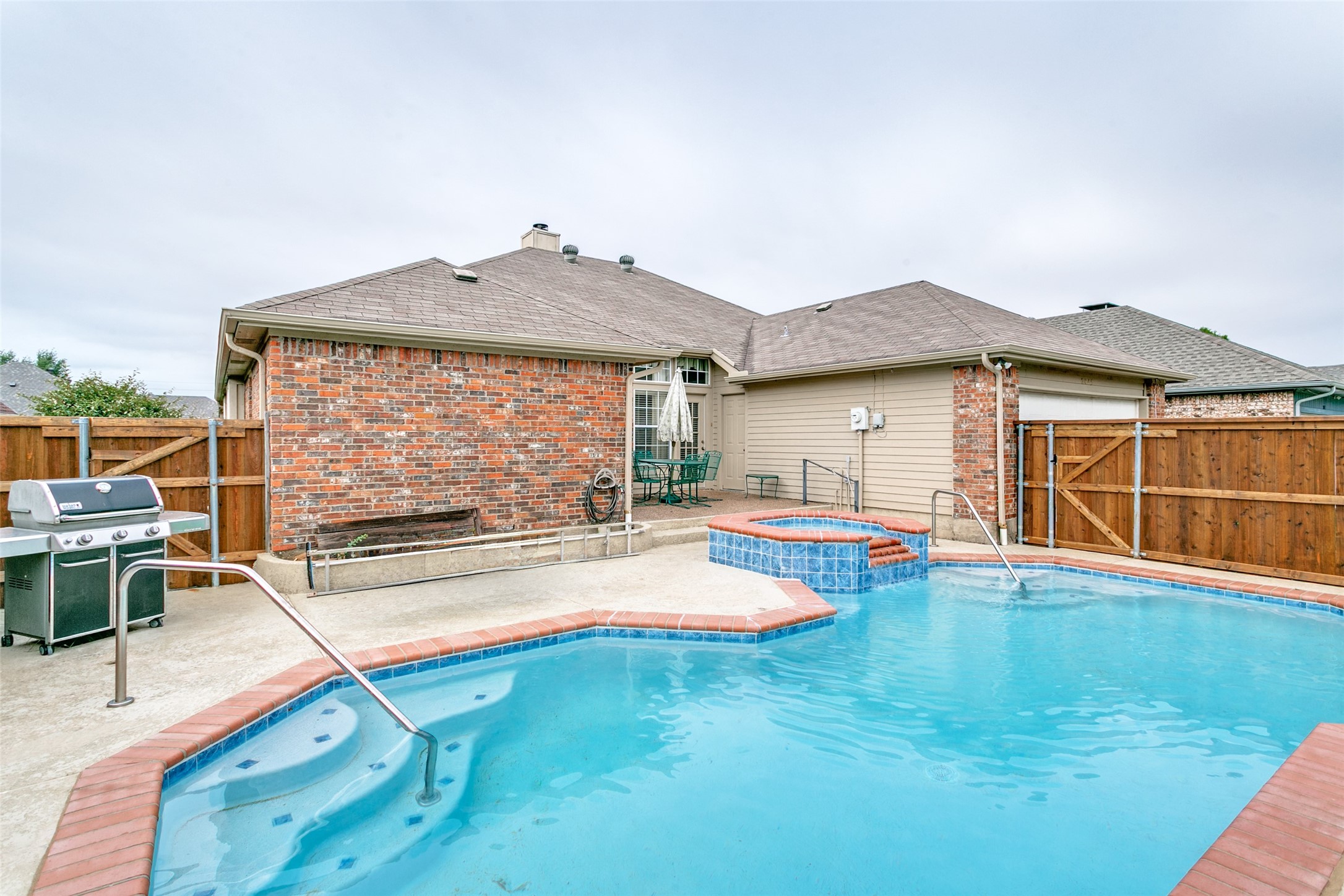 2045 Larkspur Drive Carrollton TX 75010