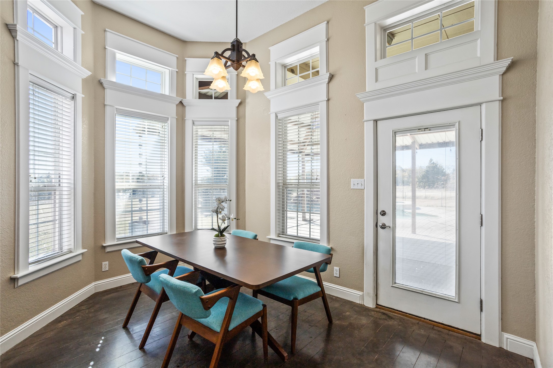 1299 Blackmon Road Van Alstyne TX 75495