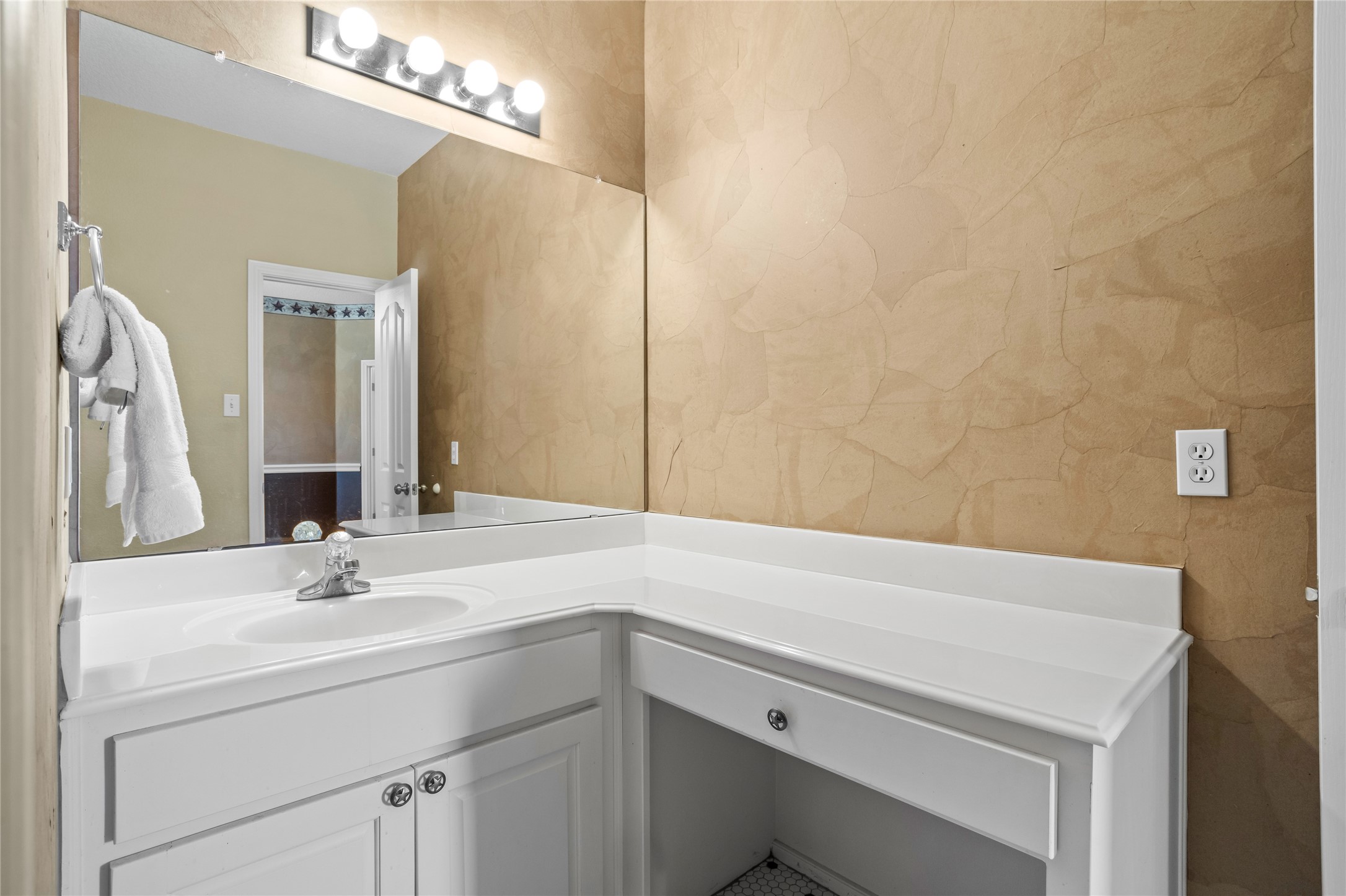 1299 Blackmon Road Van Alstyne TX 75495