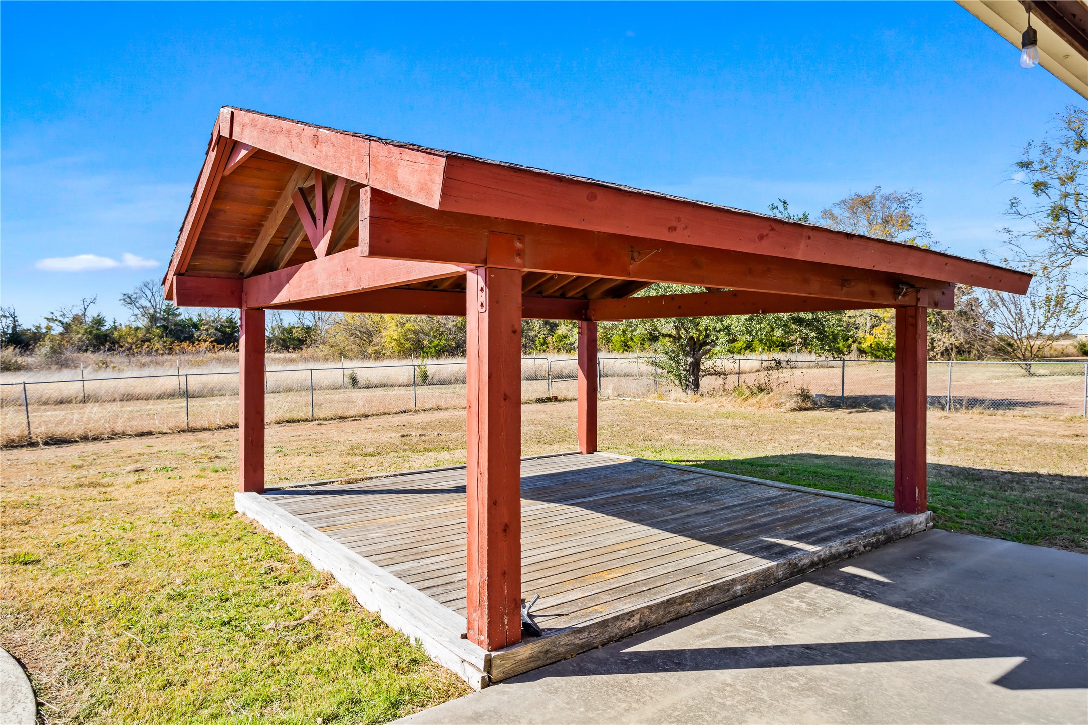 1299 Blackmon Road Van Alstyne TX 75495