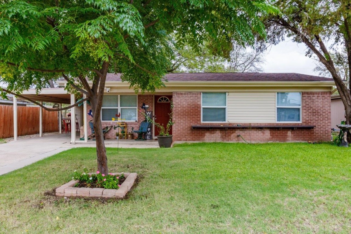 1809 Glynn Oaks Drive Arlington TX 76010