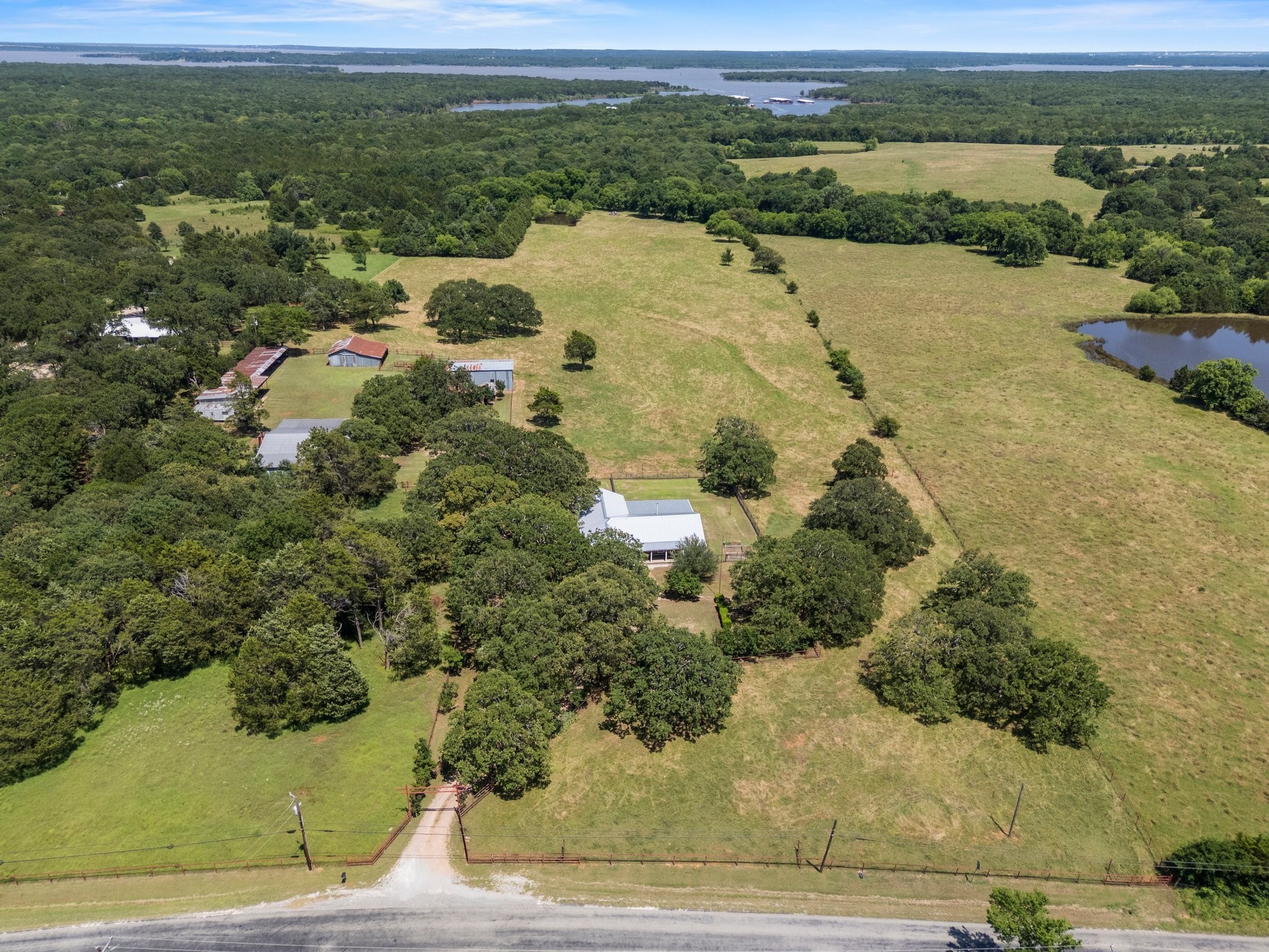 1060 Gordonville Road Gordonville TX 76245