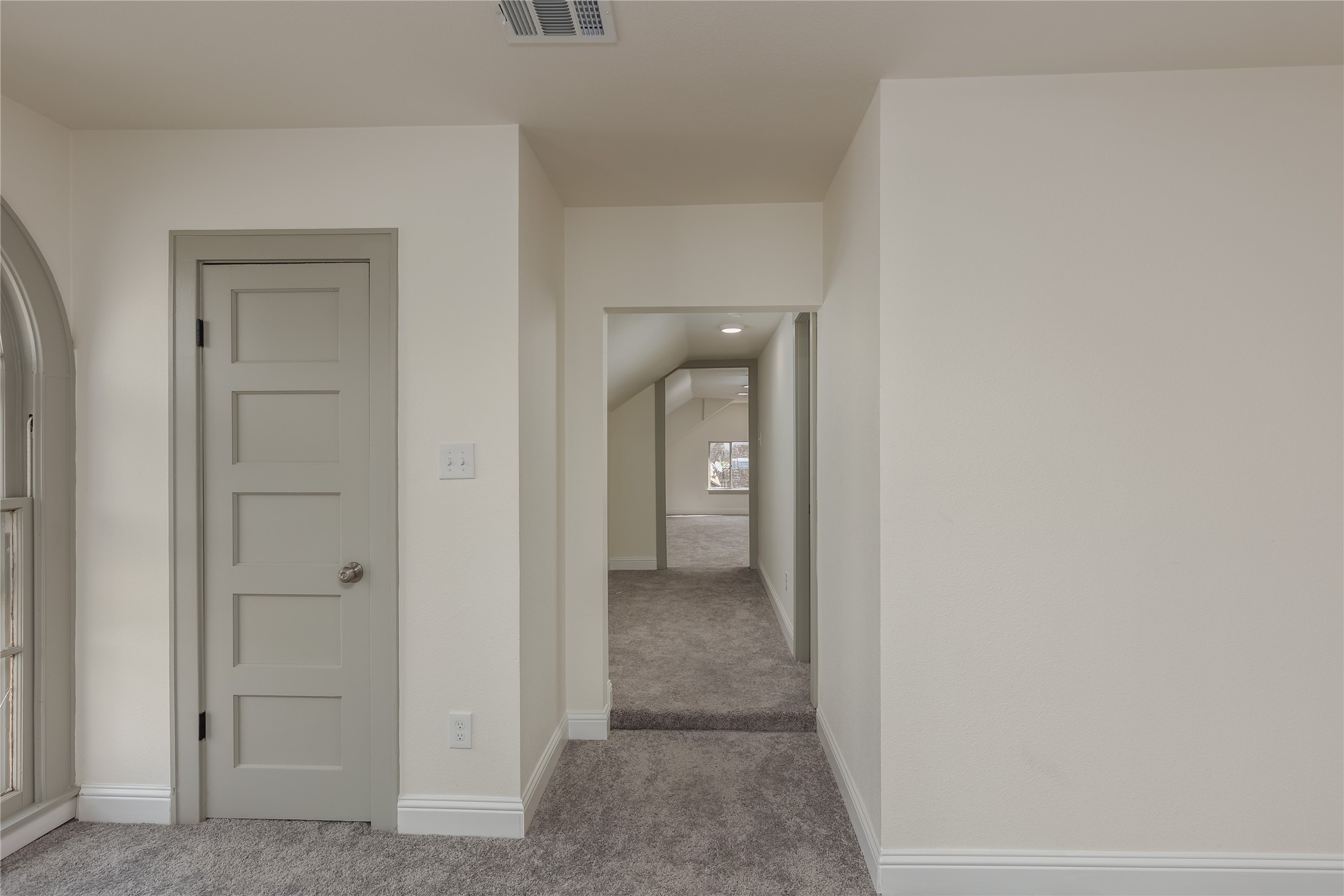 833 W Live Oak Street Jacksboro TX 76458