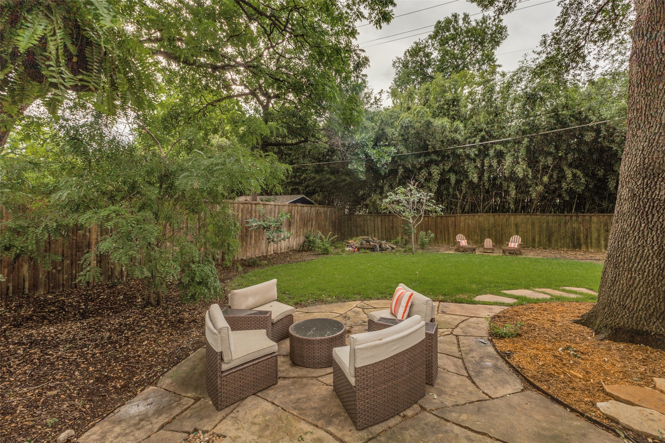 9938 Losa Drive Dallas TX 75218