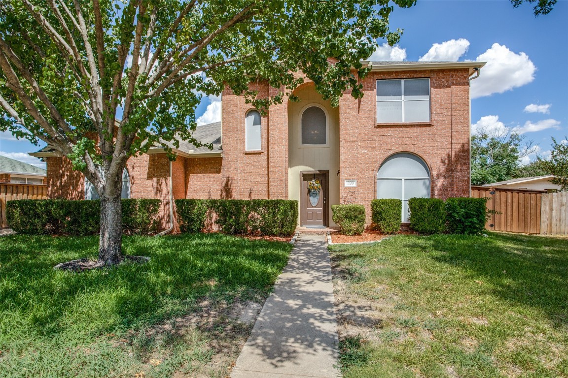 528 Dogwood Trail Desoto TX 75115