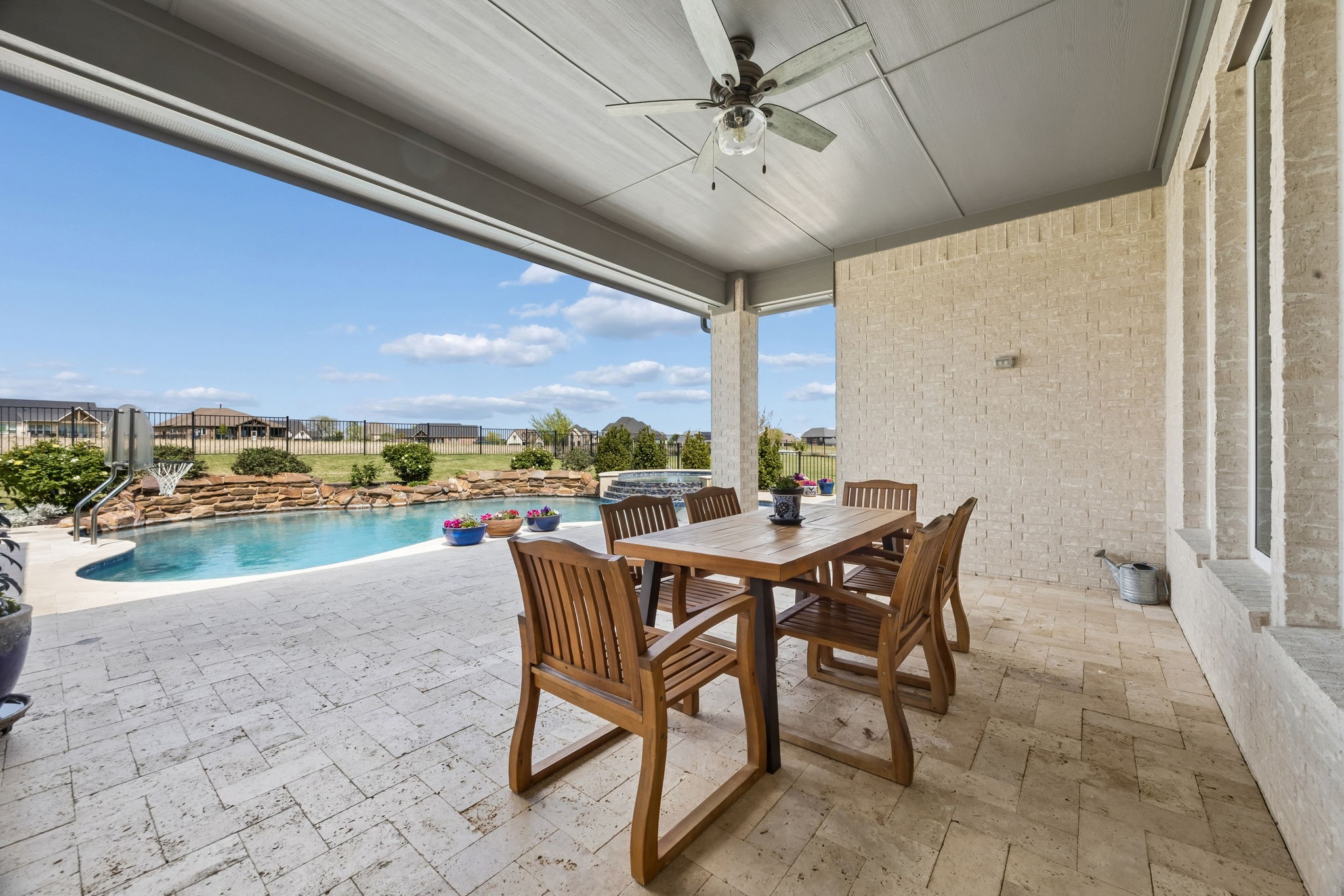 1223 Eagle Glen Pass Gunter TX 75058