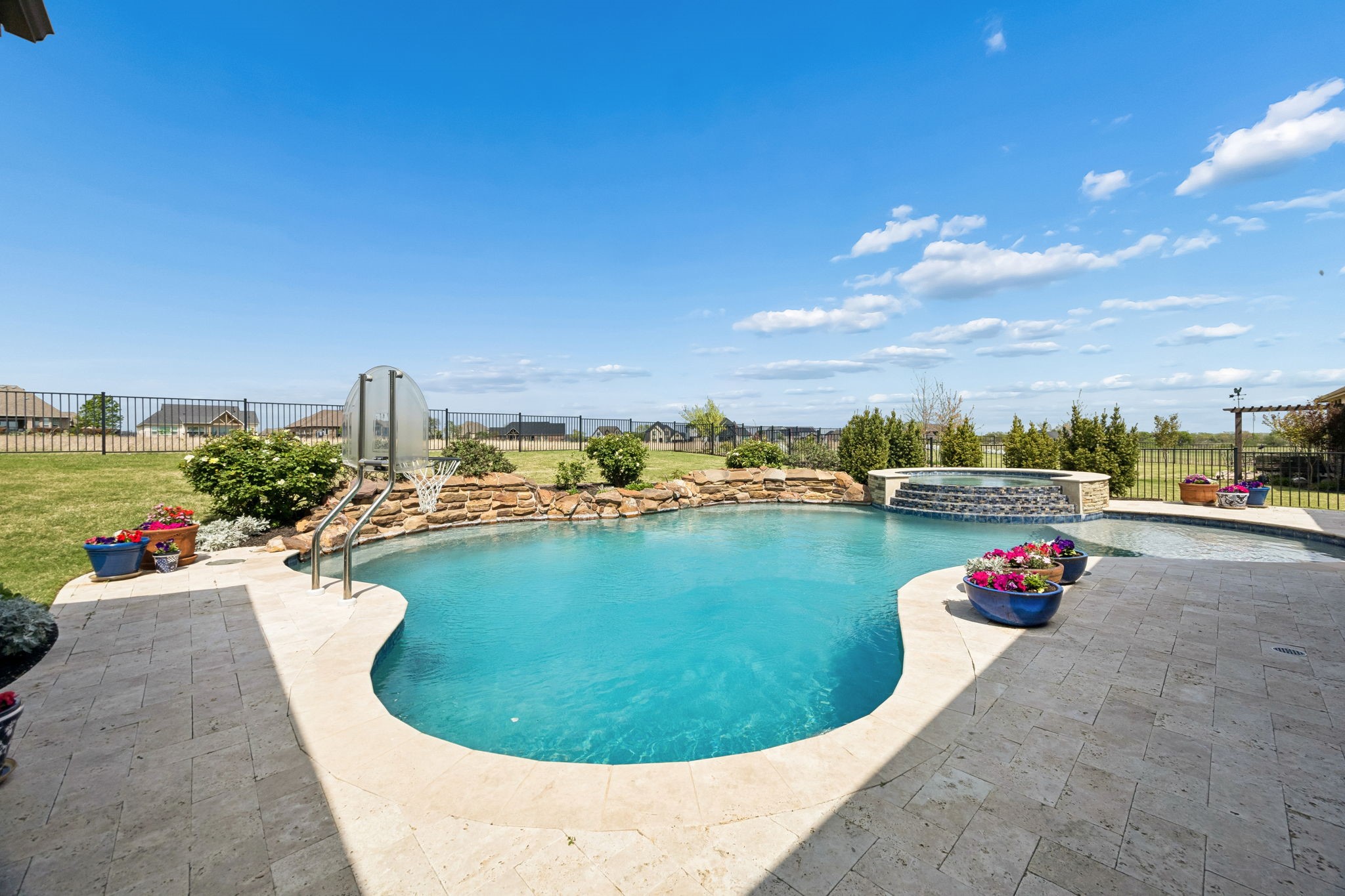 1223 Eagle Glen Pass Gunter TX 75058