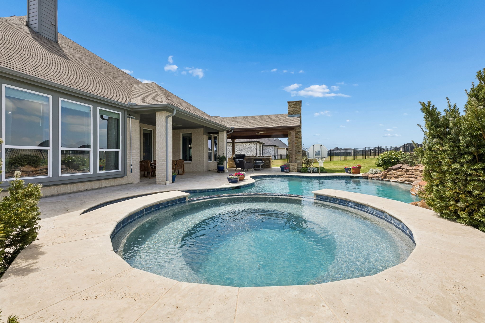 1223 Eagle Glen Pass Gunter TX 75058
