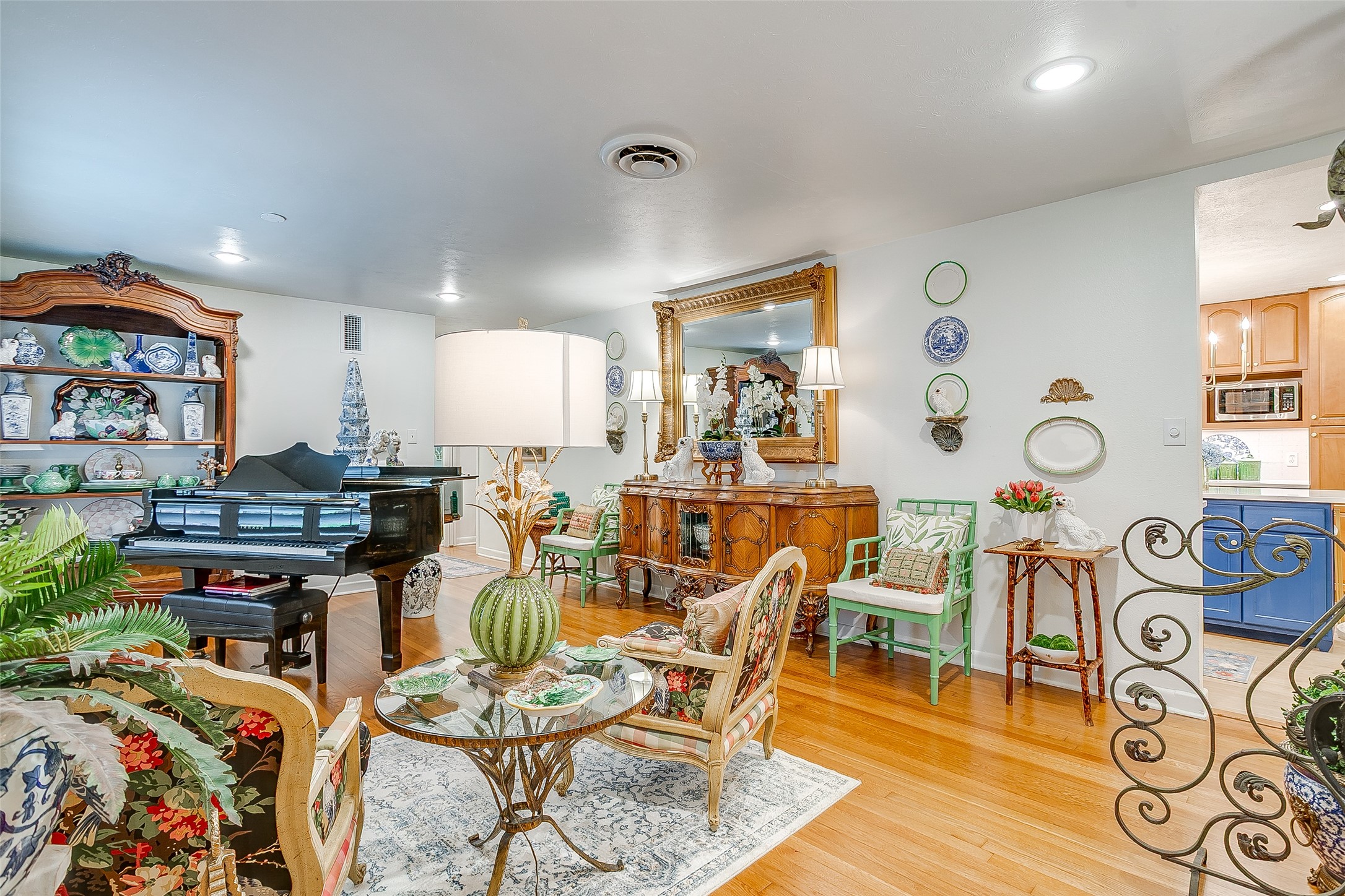 200 Lakeridge Road Lakeside TX 76108