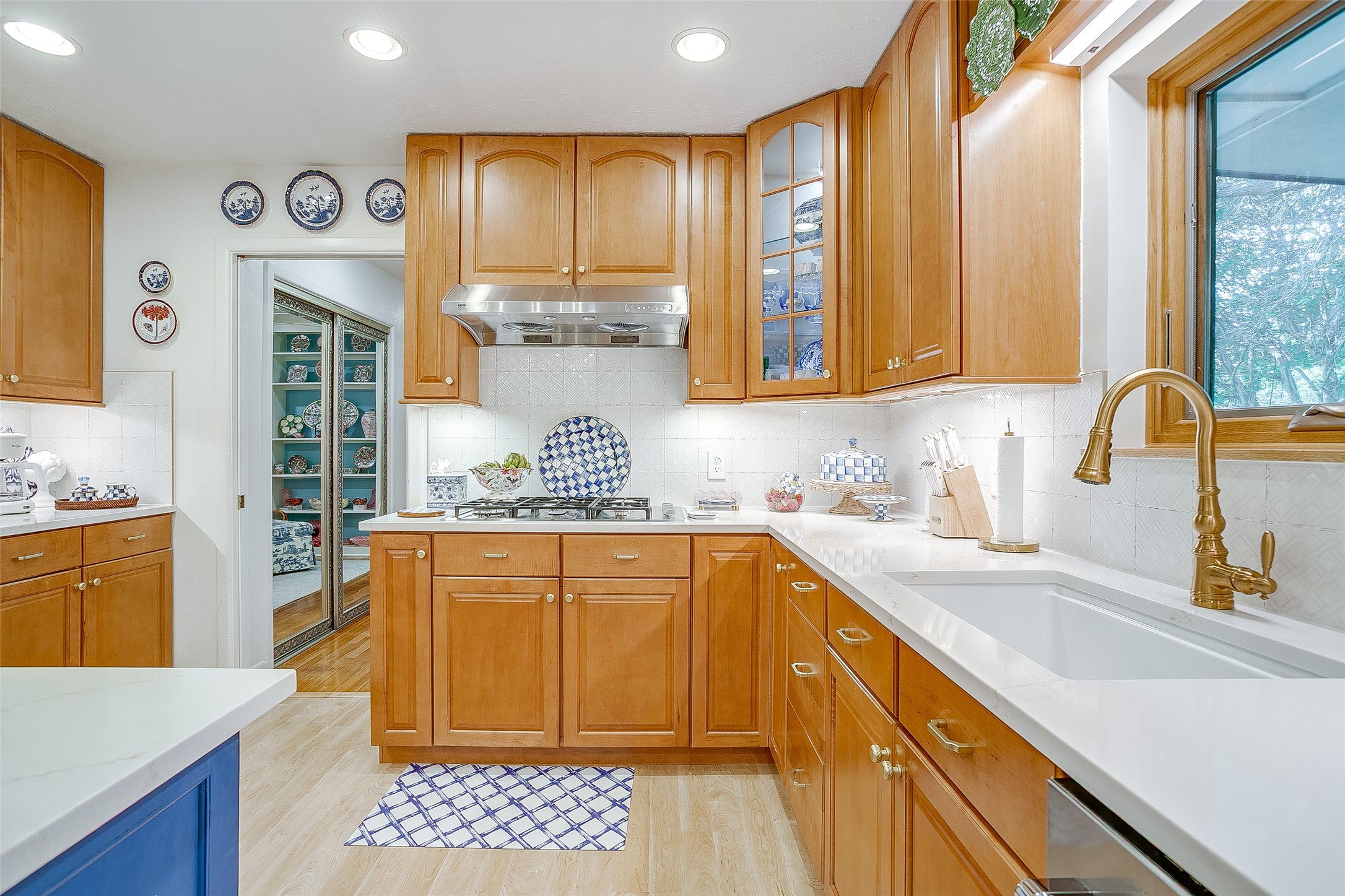 200 Lakeridge Road Lakeside TX 76108