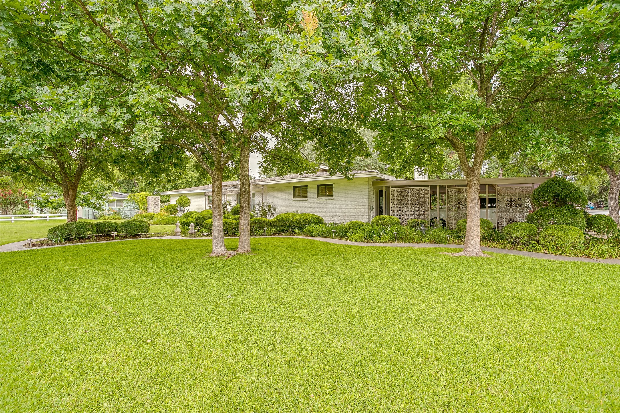 200 Lakeridge Road Lakeside TX 76108