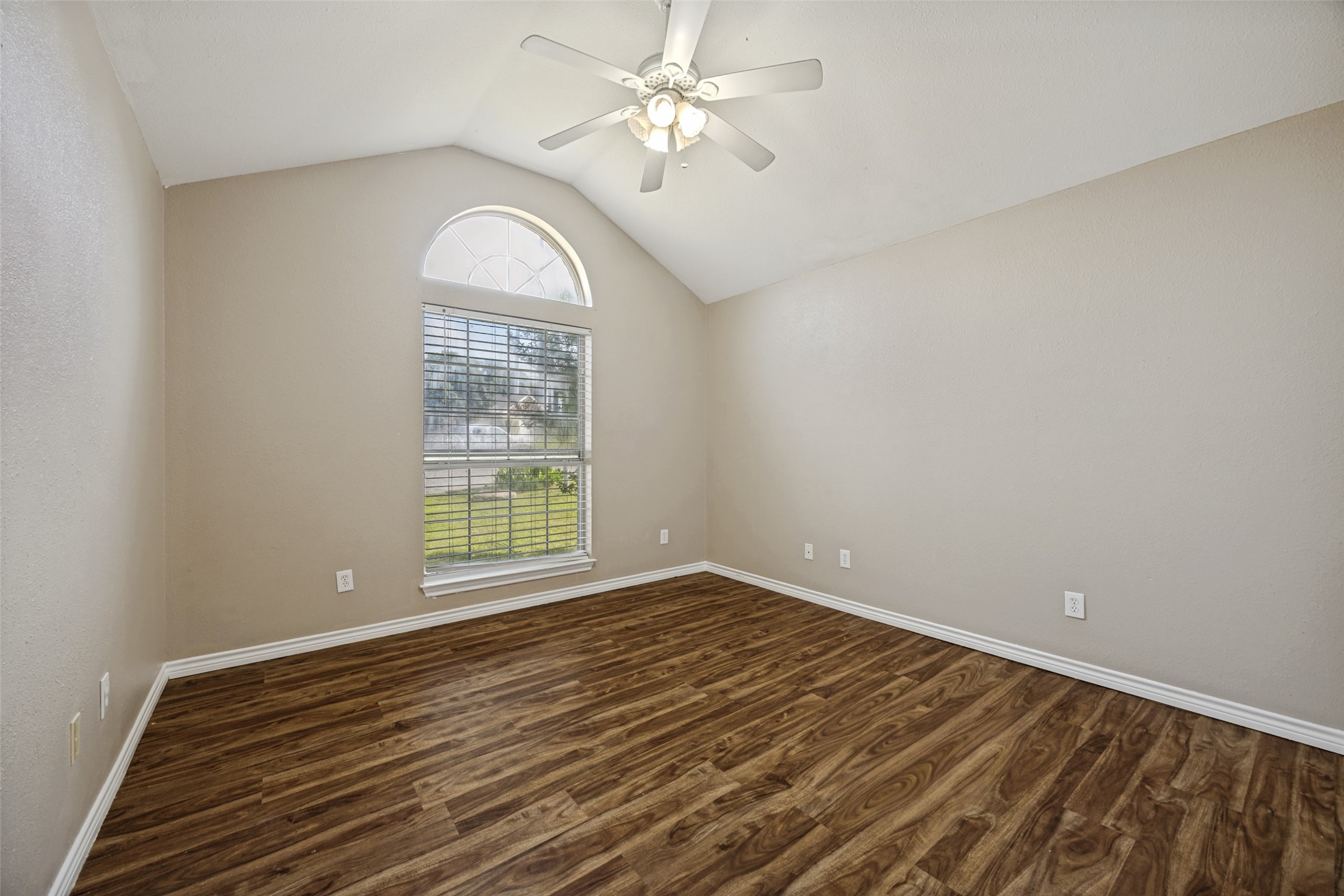 303 Bryant Street Pottsboro TX 75076