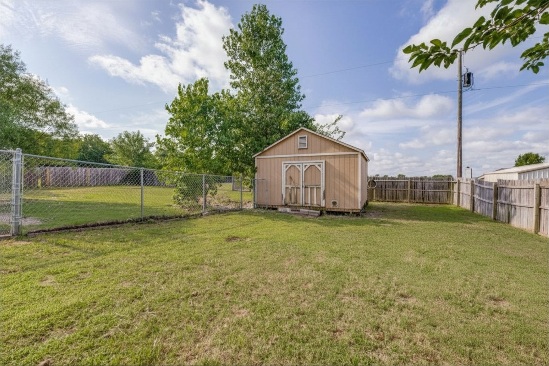 303 Bryant Street Pottsboro TX 75076